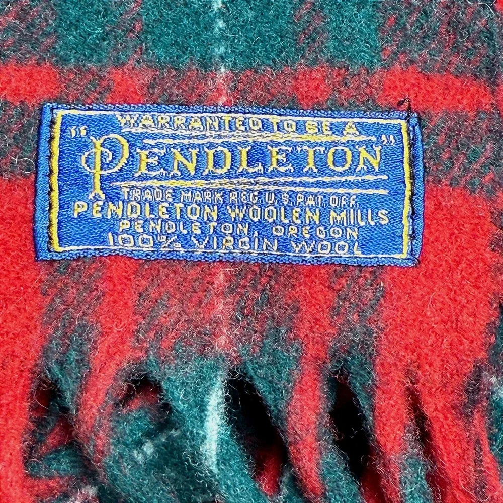 Vintage Pendleton Plaid Wool Blanket Red Green Fringe Throw 100% Virgin Wool - Picture 2 of 5